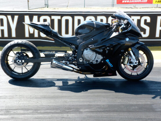 14" Alien Head 2 Full Exhaust - Image 4