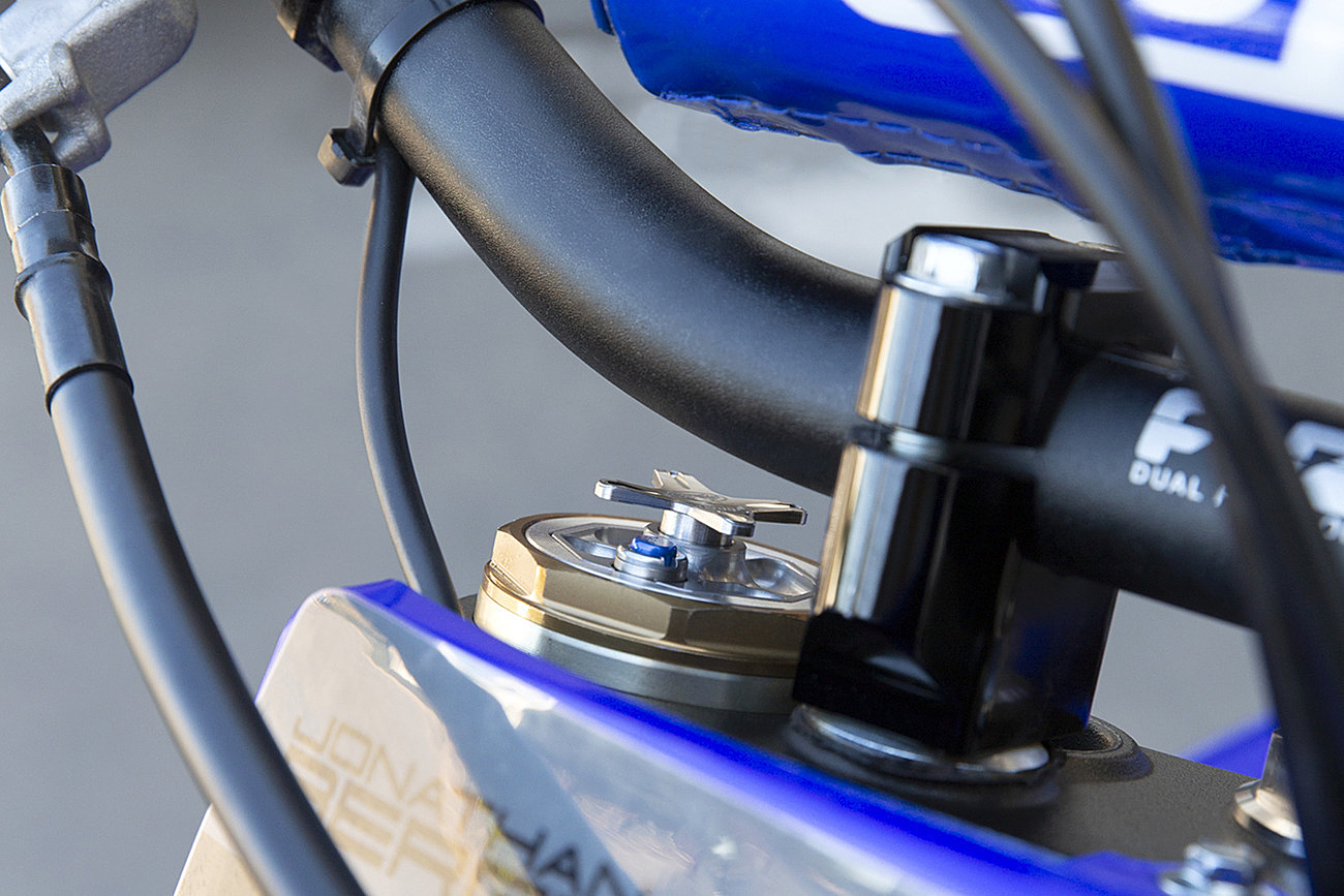 Motion Pro Compression Adjuster for KYB AOS/SSS Forks 2006-Present - Image 3