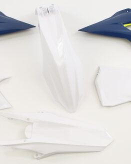 Plastic Kit - Original '16