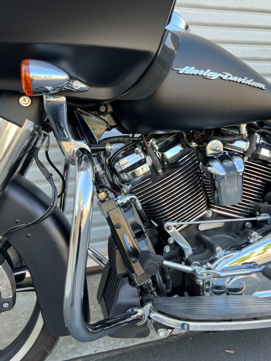 UltraCool Naked Oil Cooler Kit Black For Harley M8 Softail Touring Trike - Image 7