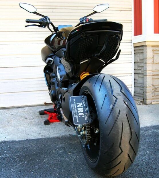 New Rage Cycles Side Mount License Plate For Ducati Diavel V4 2023+