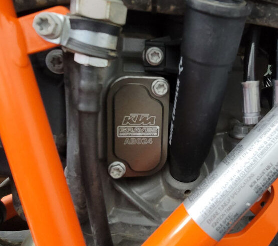 Graves Smog Block Off Plate Aluminum Fits KTM 690 SMR Husqvarna 701 - Image 2