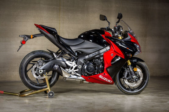 Black GP Slip On Exhaust - Image 3