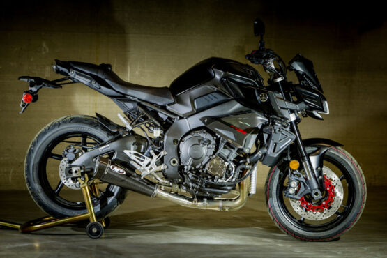 X-Model Carbon Fiber Slip On Exhaust - Image 3