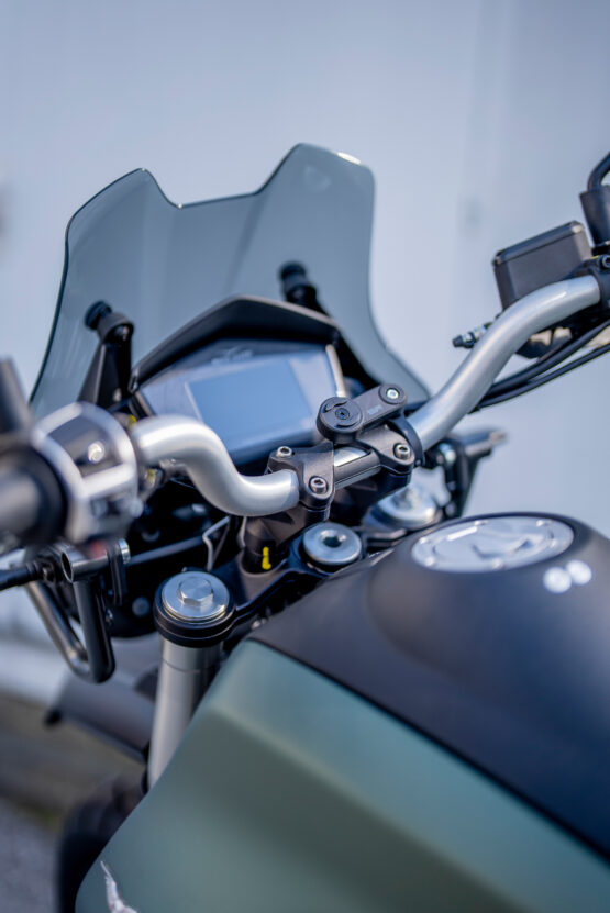 SP CONNECT Moto Mount LT Handlebar Clamp Black - Image 2