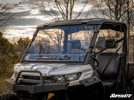 Scratch-Resistant Flip-Vented Full Windshield - Image 2