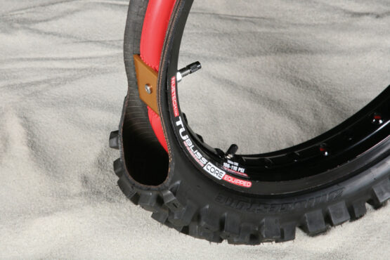 Tubliss 19" Rear Tubeless Offroad Tire Mount System - 19 X 1.85-2.15 - Image 2